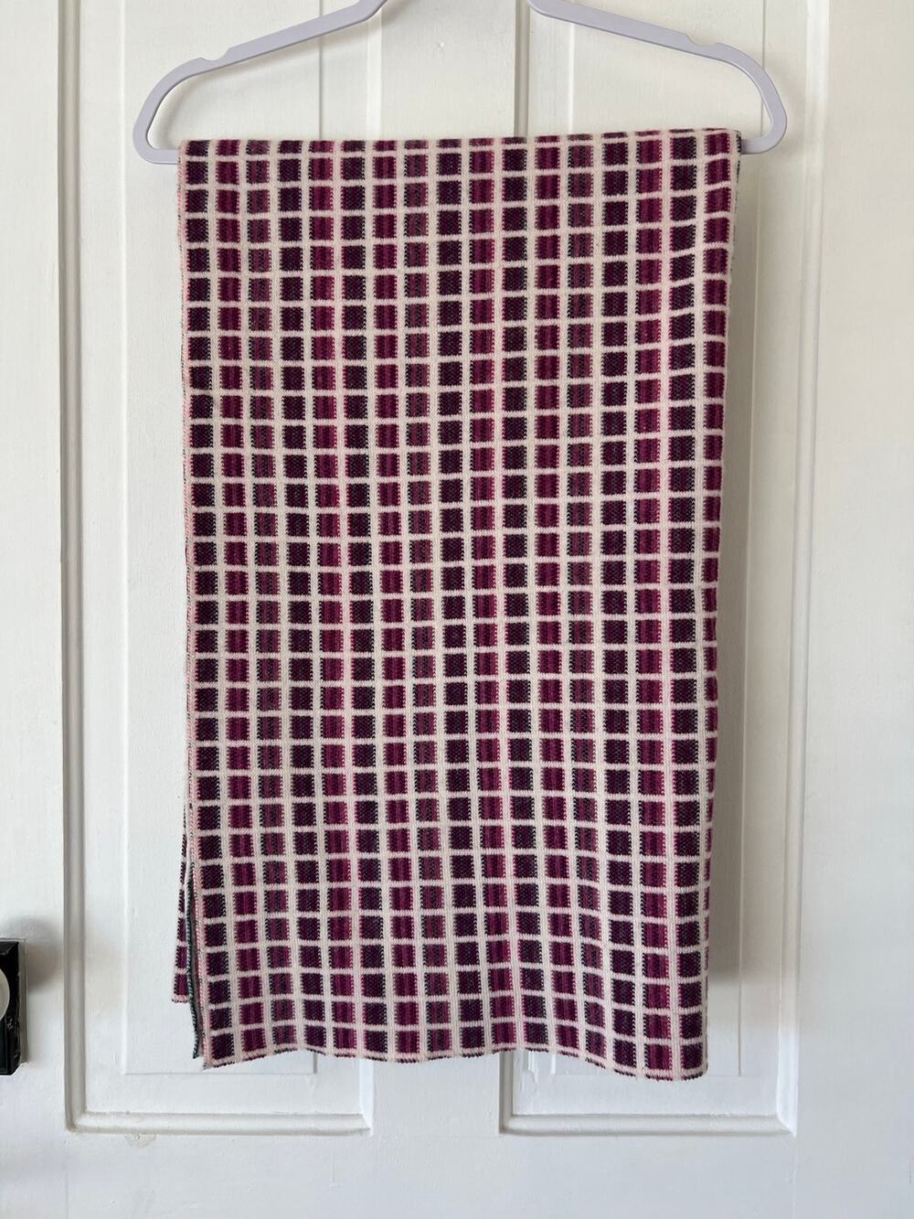 47” x 57” wool blanket throw oversized scarf purple pink white checkered picnic